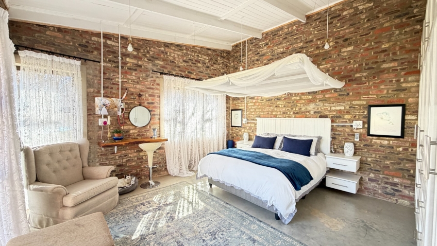 4 Bedroom Property for Sale in Viljoenskroon Rural Free State